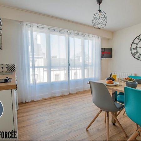 Le Lumineux Apartment Lorient Bagian luar foto